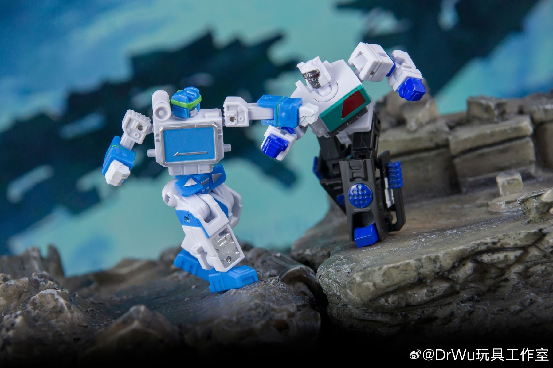 Dr WU Monitor & Sound Master War Damage Intelligence Officer